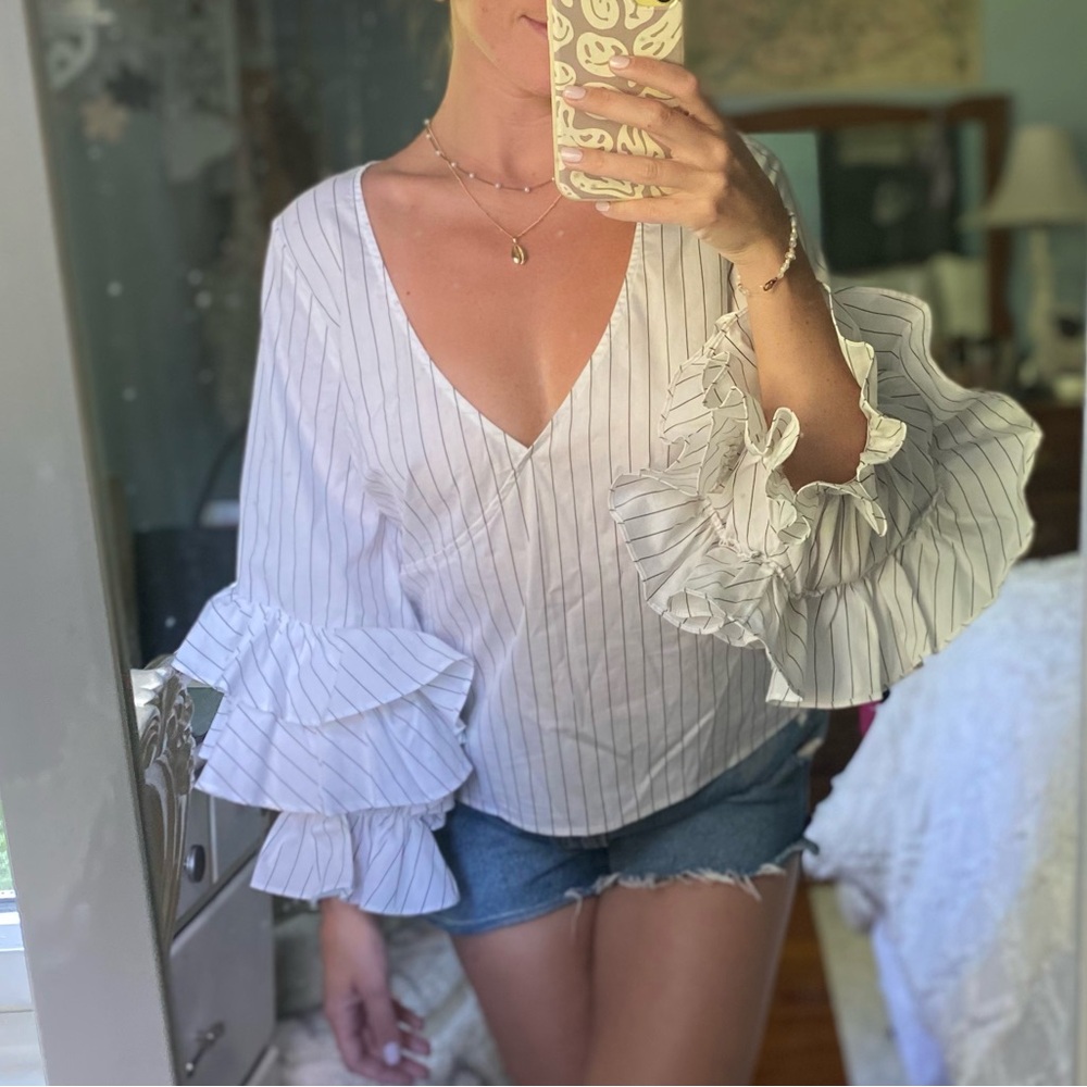 Ruffle Sleeve Top